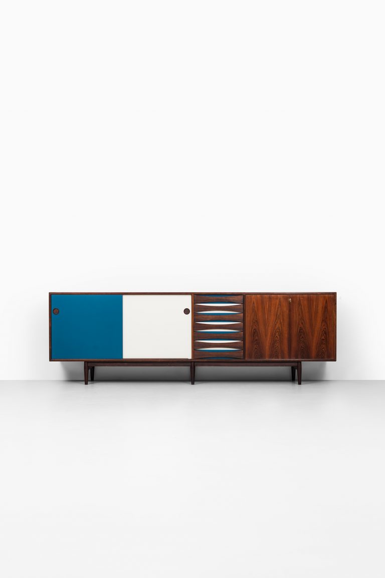 Arne Vodder sideboard model 29A by Sibast at Studio Schalling