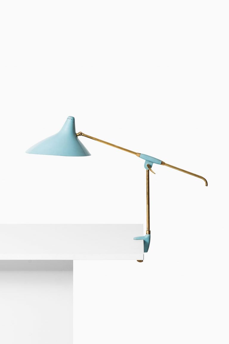 Svend Aage Holm Sørensen table lamp at Studio Schalling