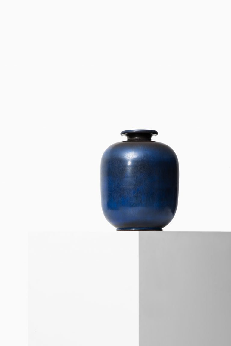 Berndt Friberg ceramic vase from 1965 at Studio Schalling
