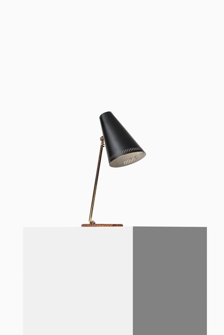 Mauri Almari table lamp model K11-15 by Idman at Studio Schalling