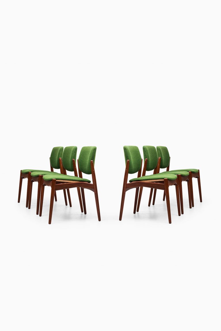 Erik Buch dining chairs model Captain at Studio Schalling