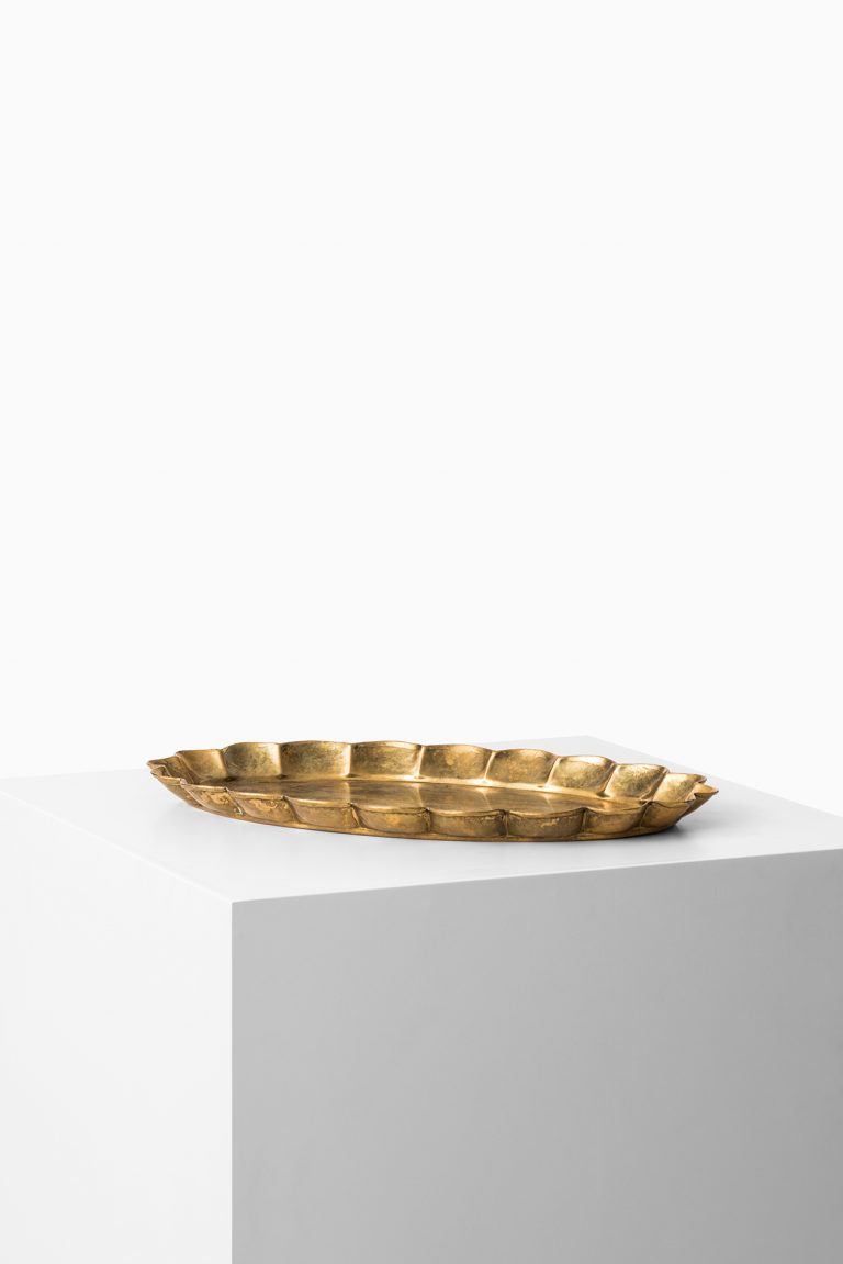 Lars Holmström tray in brass at Studio Schalling