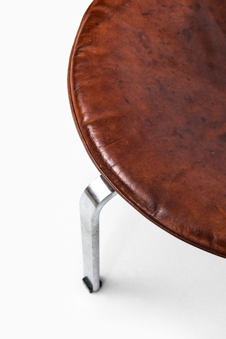 Poul Kjærholm PK-33 stool by Kold Christensen at Studio Schalling