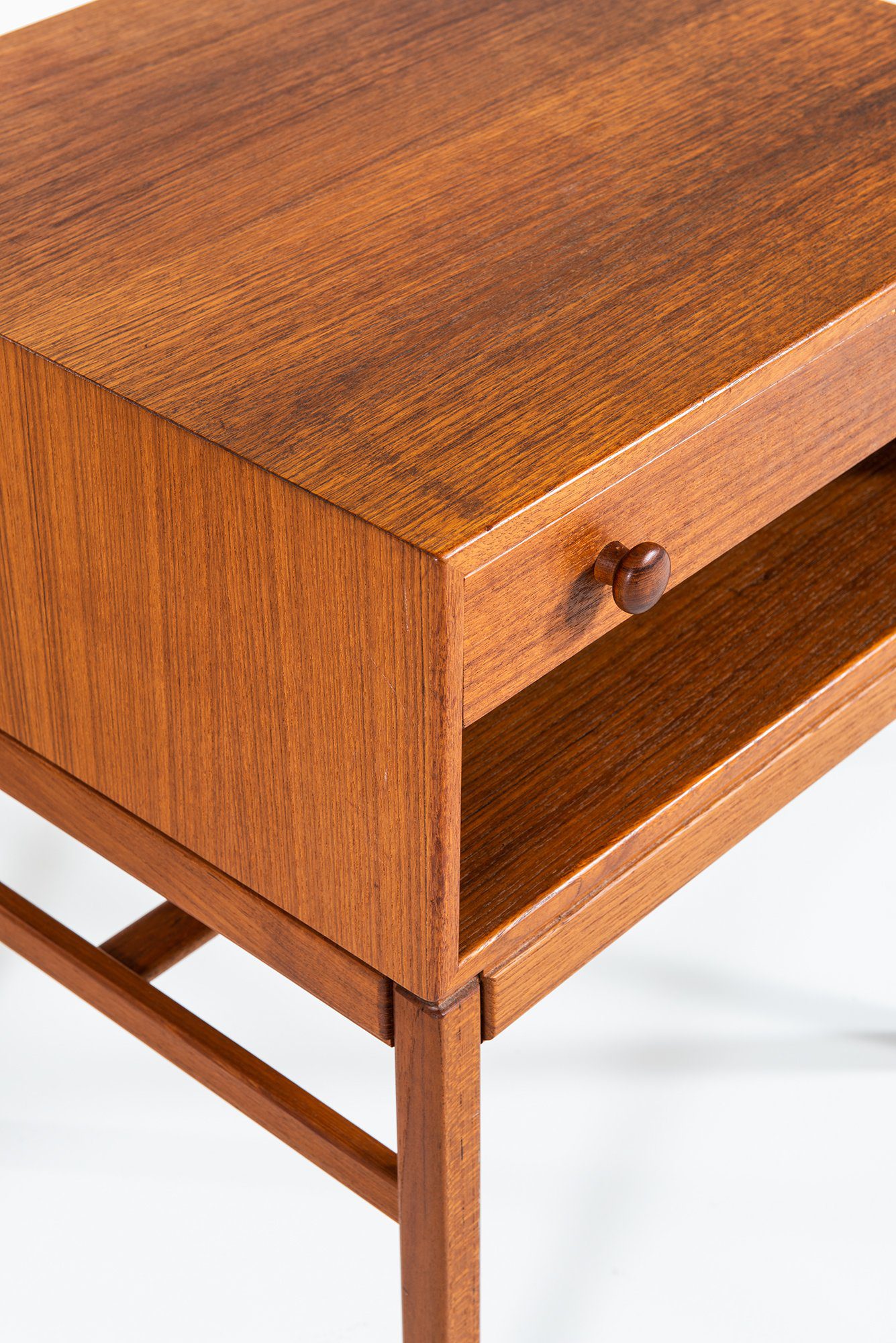 Sven Engström & Gunnar Myrstrand bedside tables model Casino at Studio Schalling