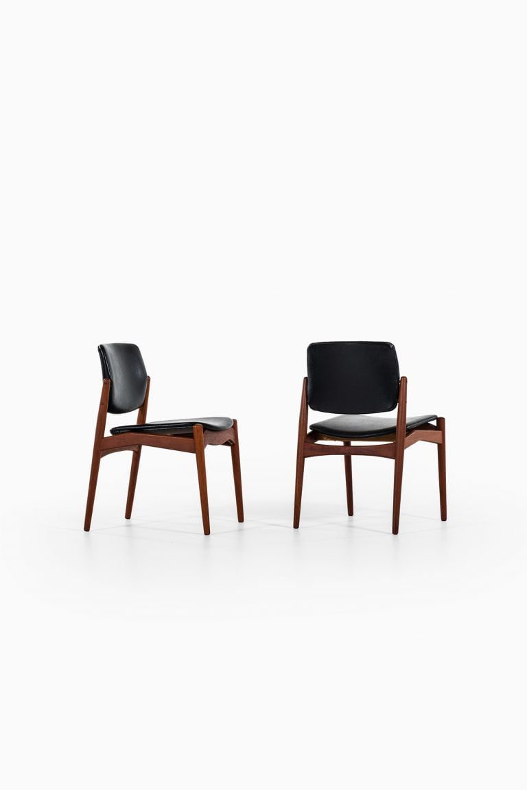 Erik Buch dining chairs model Captain at Studio Schalling