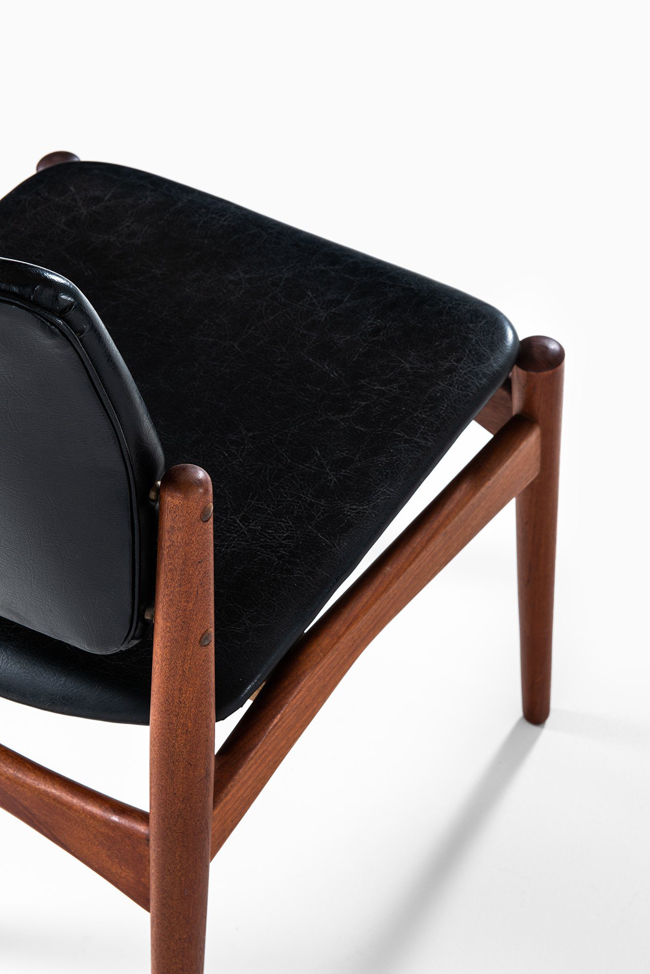 Erik Buch dining chairs model Captain at Studio Schalling