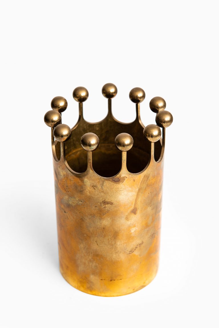Pierre Forsell vase in brass by Skultuna at Studio Schalling