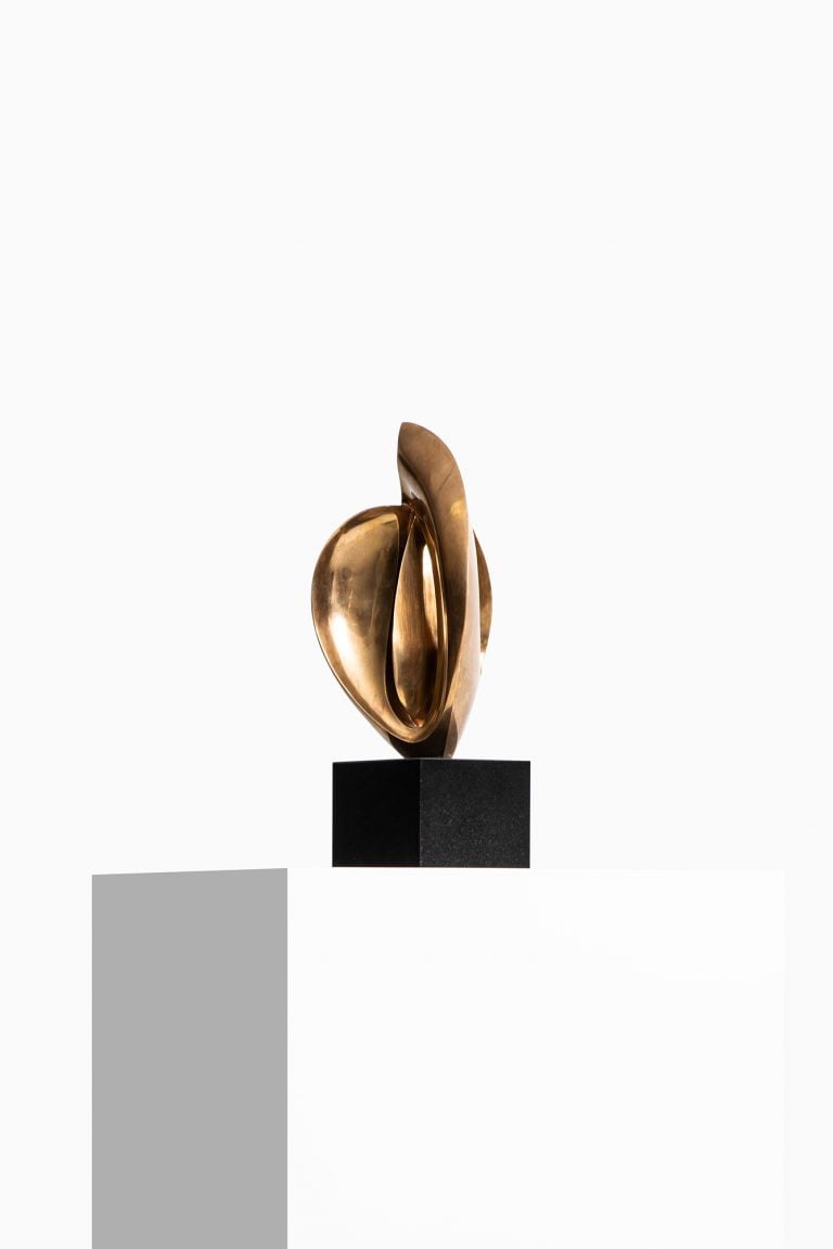 Christian Berg sculpture 'Blomform 1' at Studio Schalling