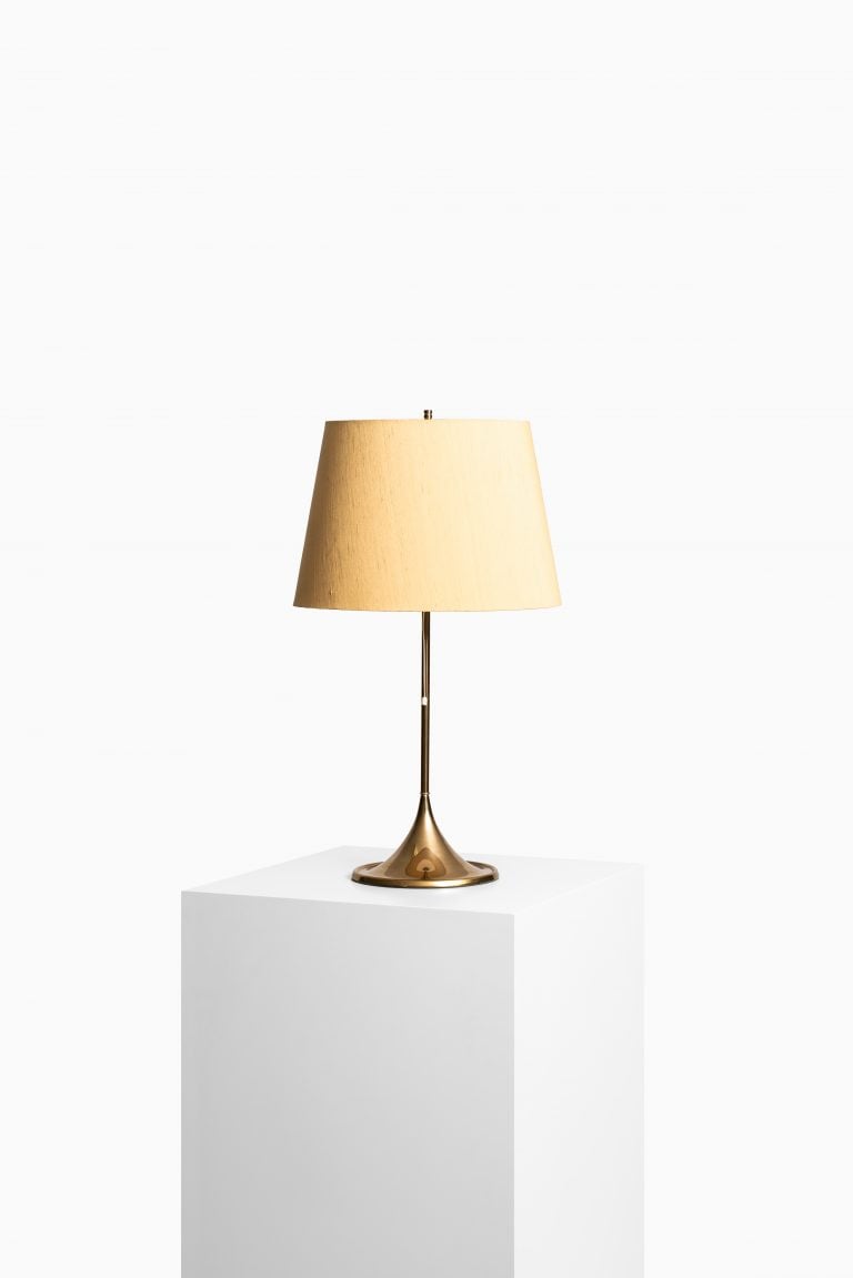 Bergbom table lamp model B-024 in brass at Studio Schalling