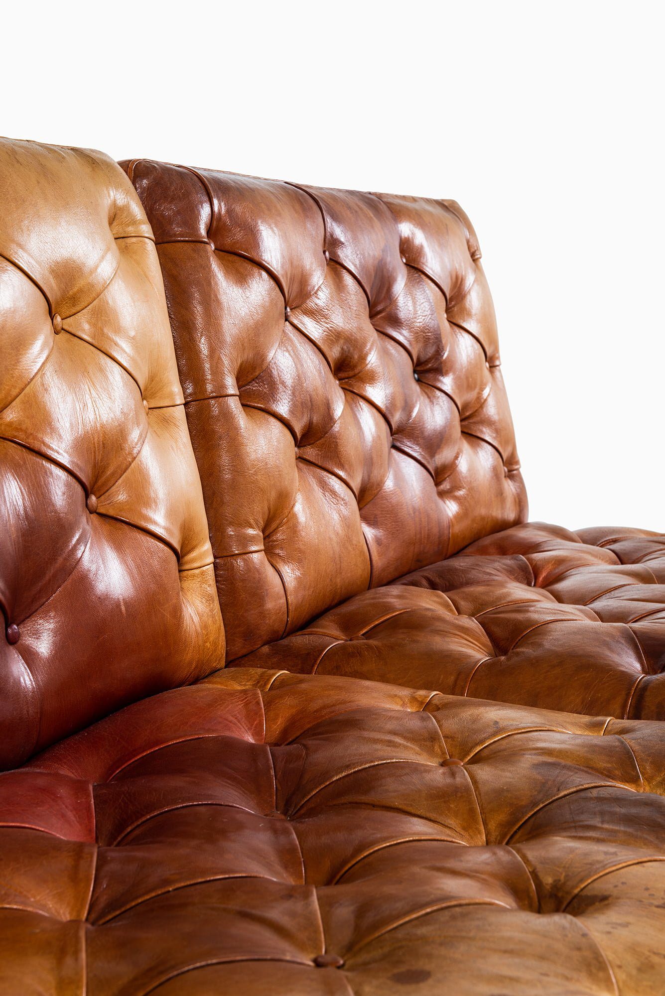 Kaare Klint Addition sofas in niger leather at Studio Schalling