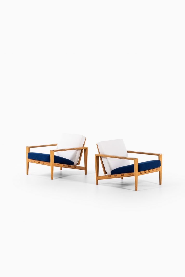 Svante Skogh easy chairs model Bodö in oak at Studio Schalling