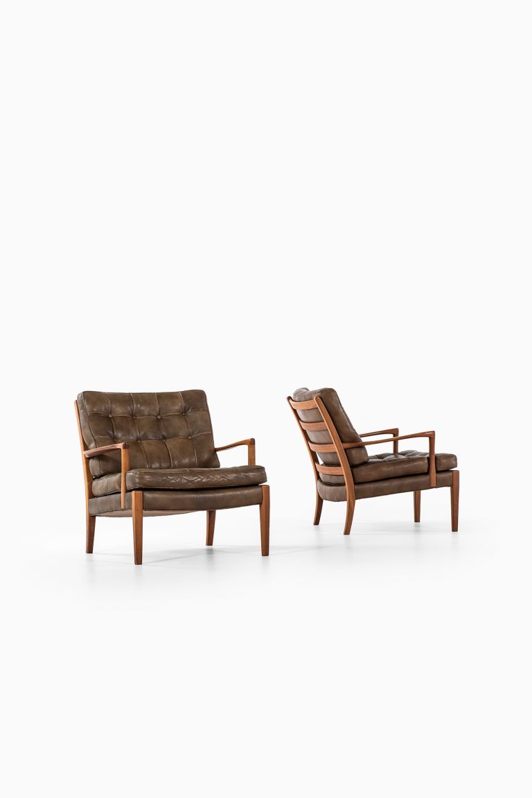Arne Norell Löven easy chairs in walnut at Studio Schalling