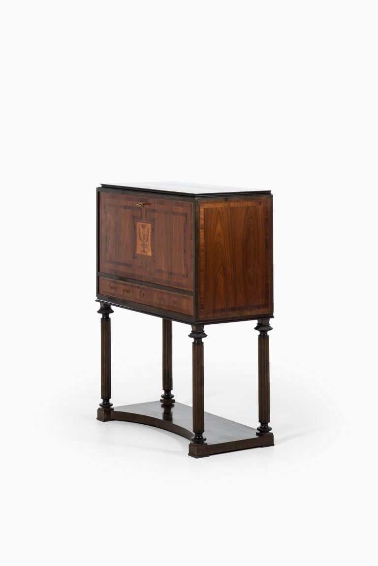 Nils Öfverman cabinet in birch by L. Löfberg at Studio Schalling