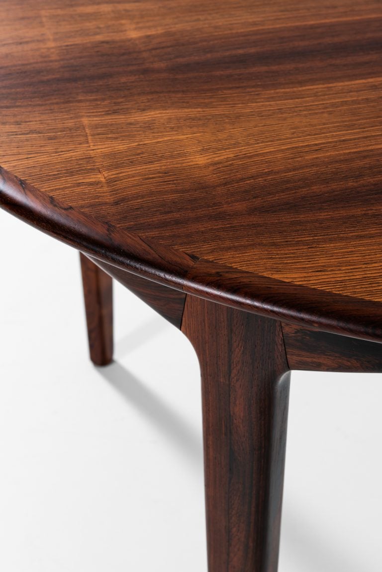 Henning Kjærnulf dining table model 62 at Studio Schalling