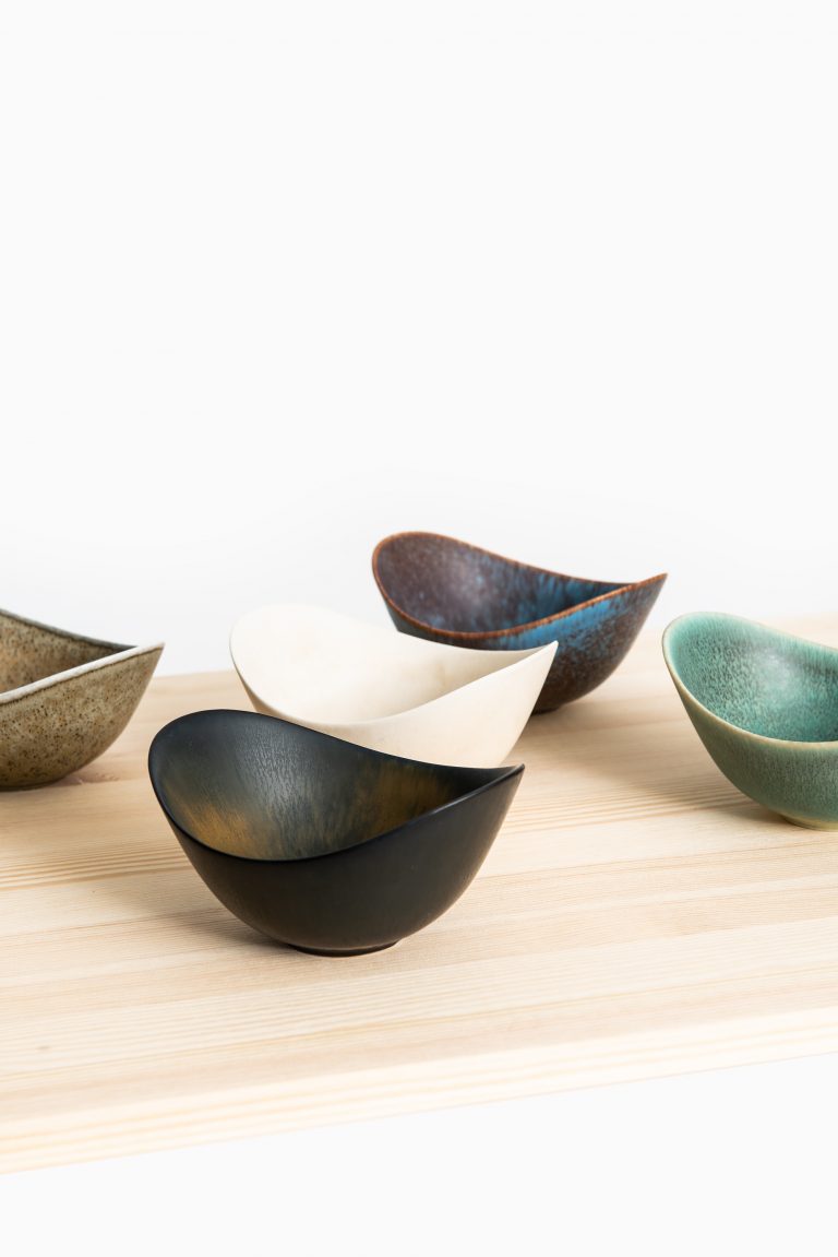 Gunnar Nylund ceramic bowl model ARO at Studio Schalling