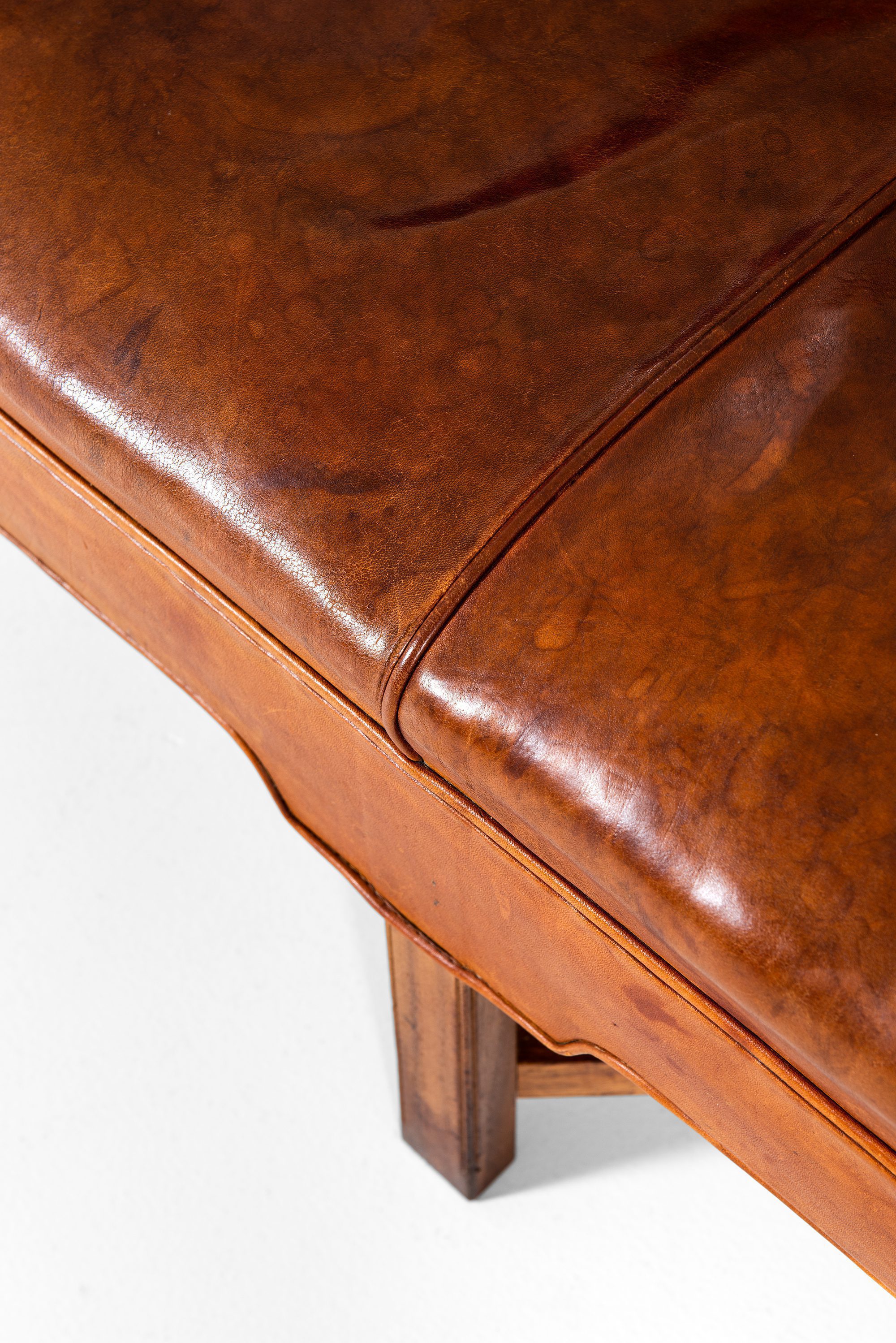 Kaare Klint sofa model 4118 by Rud Rasmussen at Studio Schalling