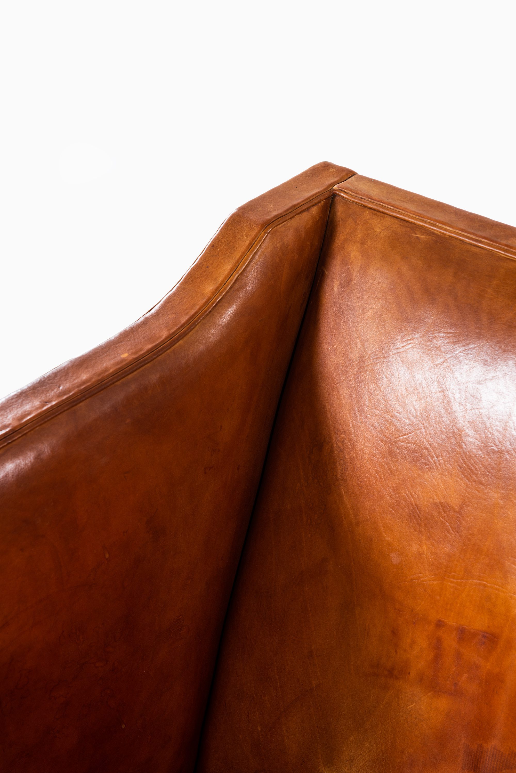 Kaare Klint sofa model 4118 by Rud Rasmussen at Studio Schalling