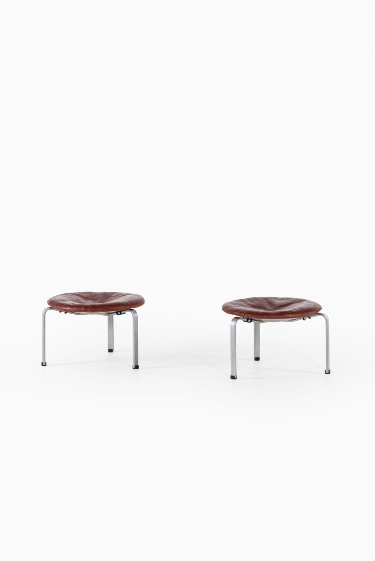 Poul Kjærholm PK-33 stools by E. Kold Christensen at Studio Schalling