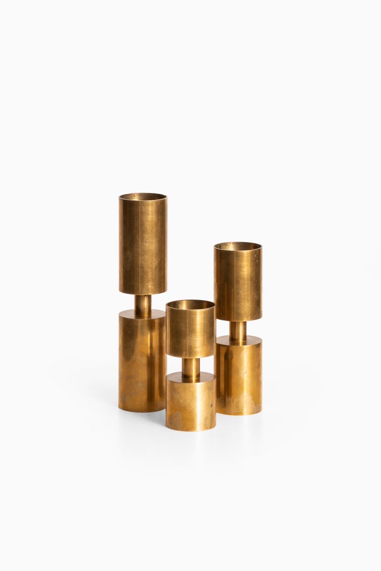 Thelma Zoéga set of 3 candlesticks in brass at Studio Schalling