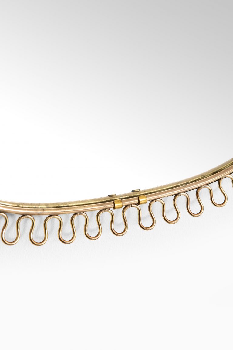 Josef Frank mirror in brass at Studio Schalling