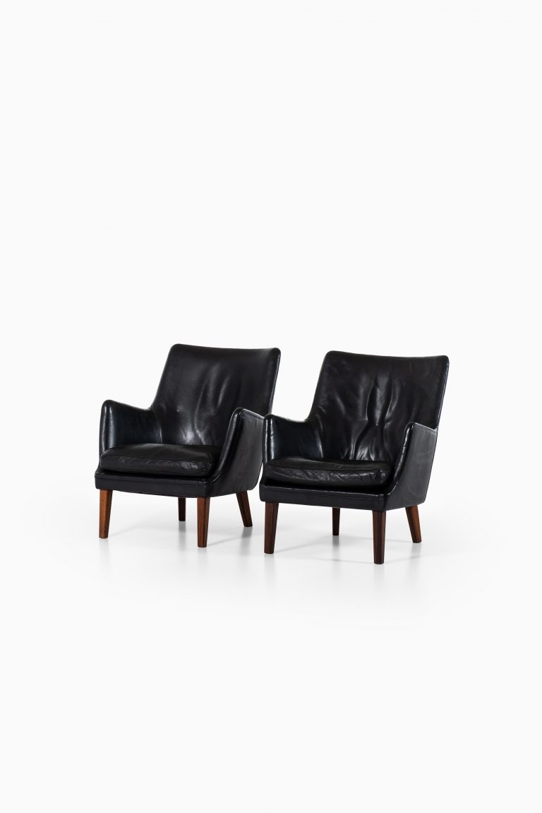 Arne Vodder easy chairs by Ivan Schlecter at Studio Schalling