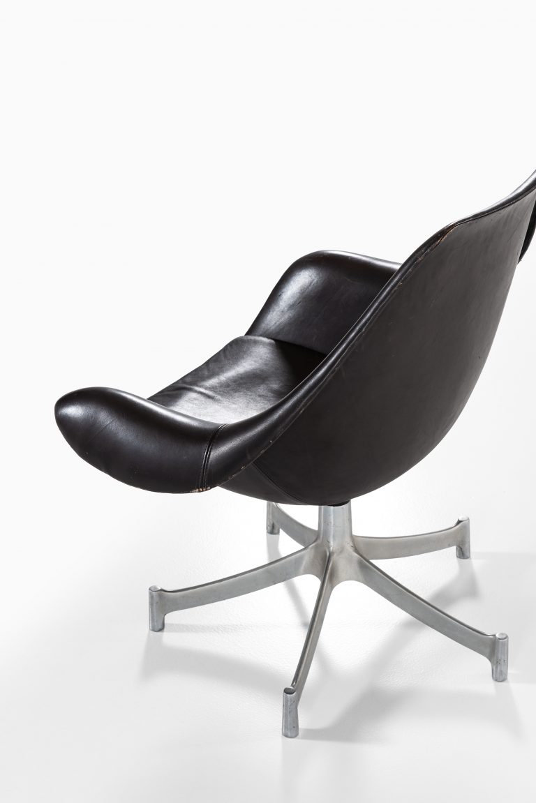 Jørgen Lund & Ole Larsen easy chair by Bo-Ex at Studio Schalling