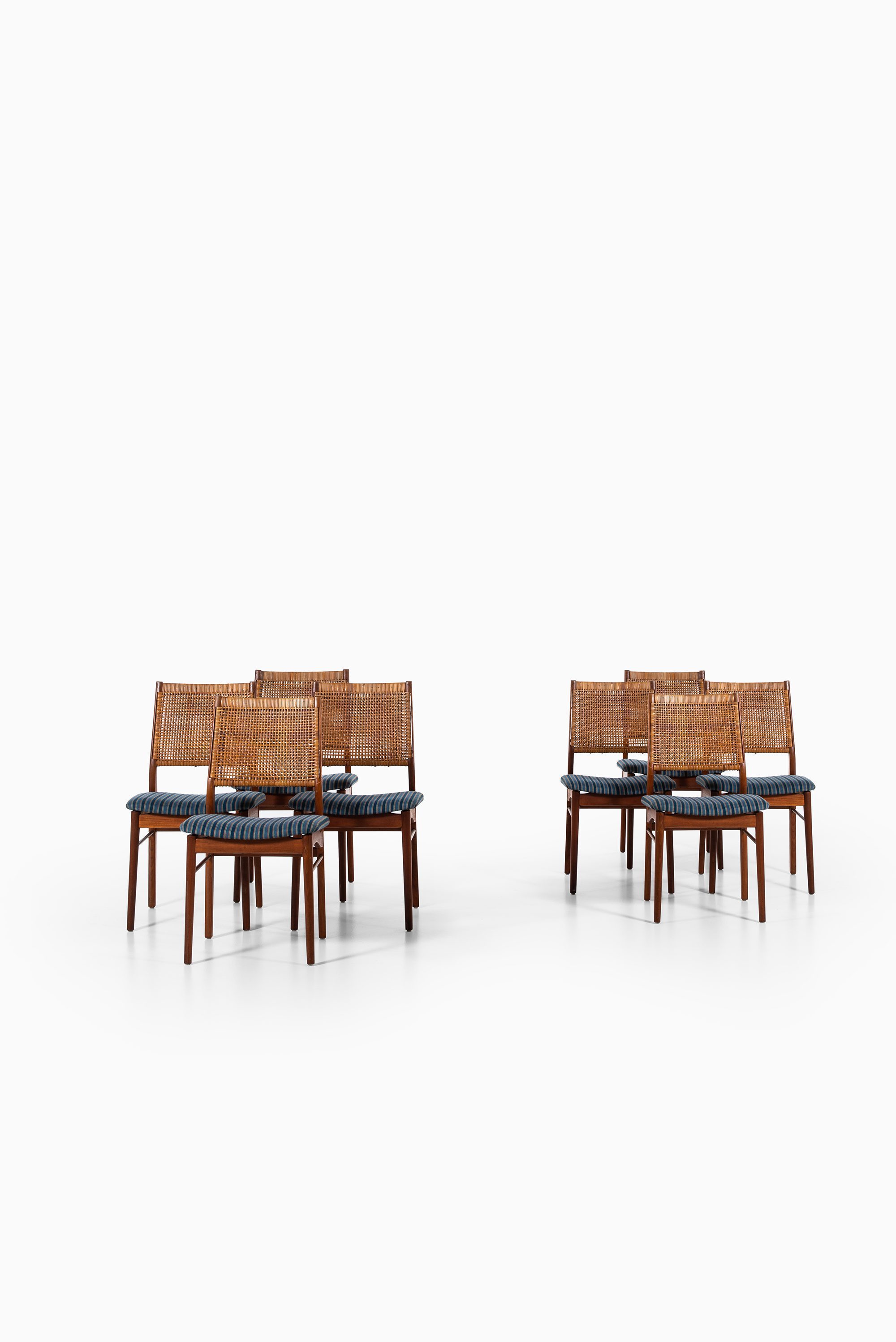 Helge Sibast dining chairs model OS 2 at Studio Schalling