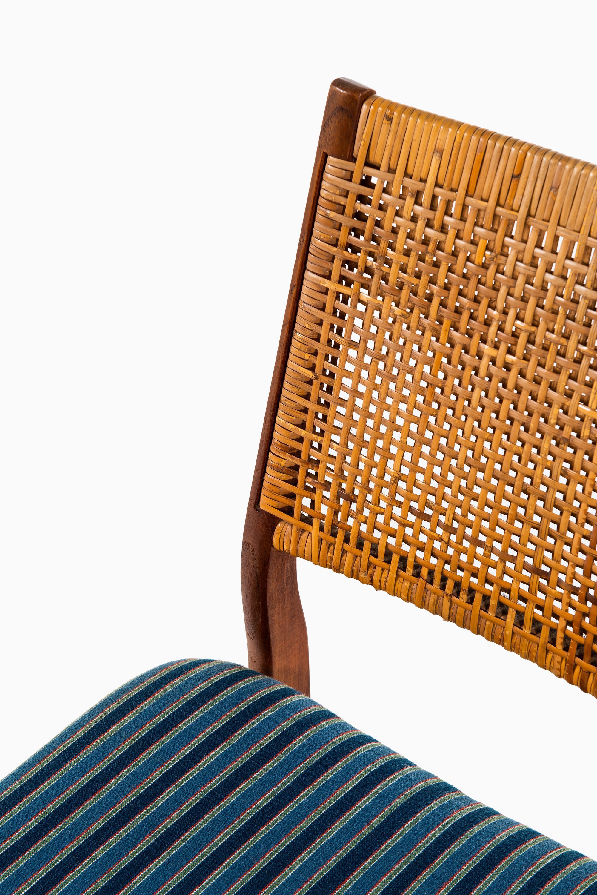Helge Sibast dining chairs model OS 2 at Studio Schalling