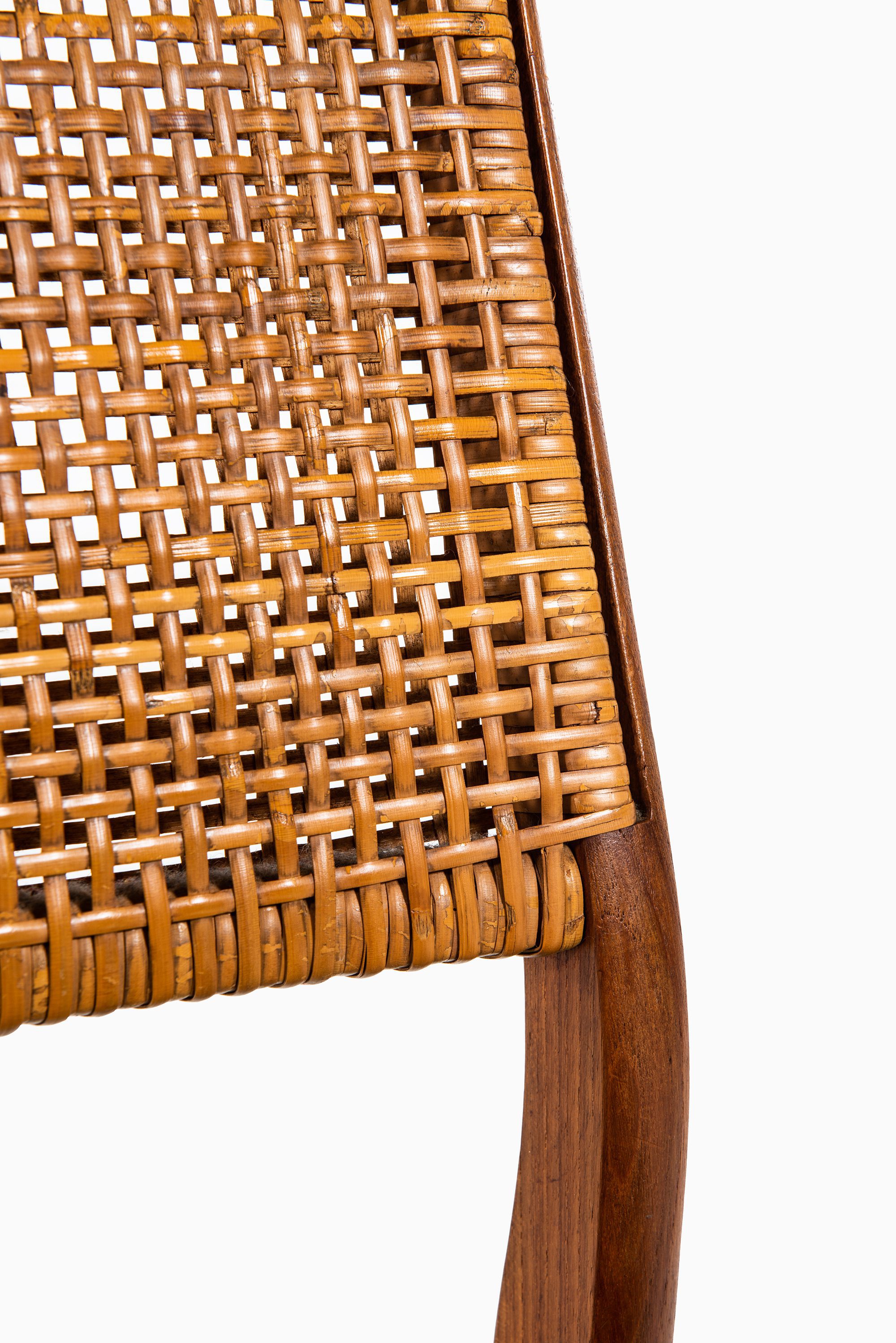 Helge Sibast dining chairs model OS 2 at Studio Schalling