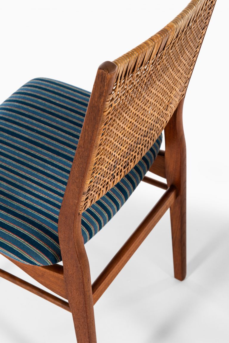 Helge Sibast dining chairs model OS 2 at Studio Schalling