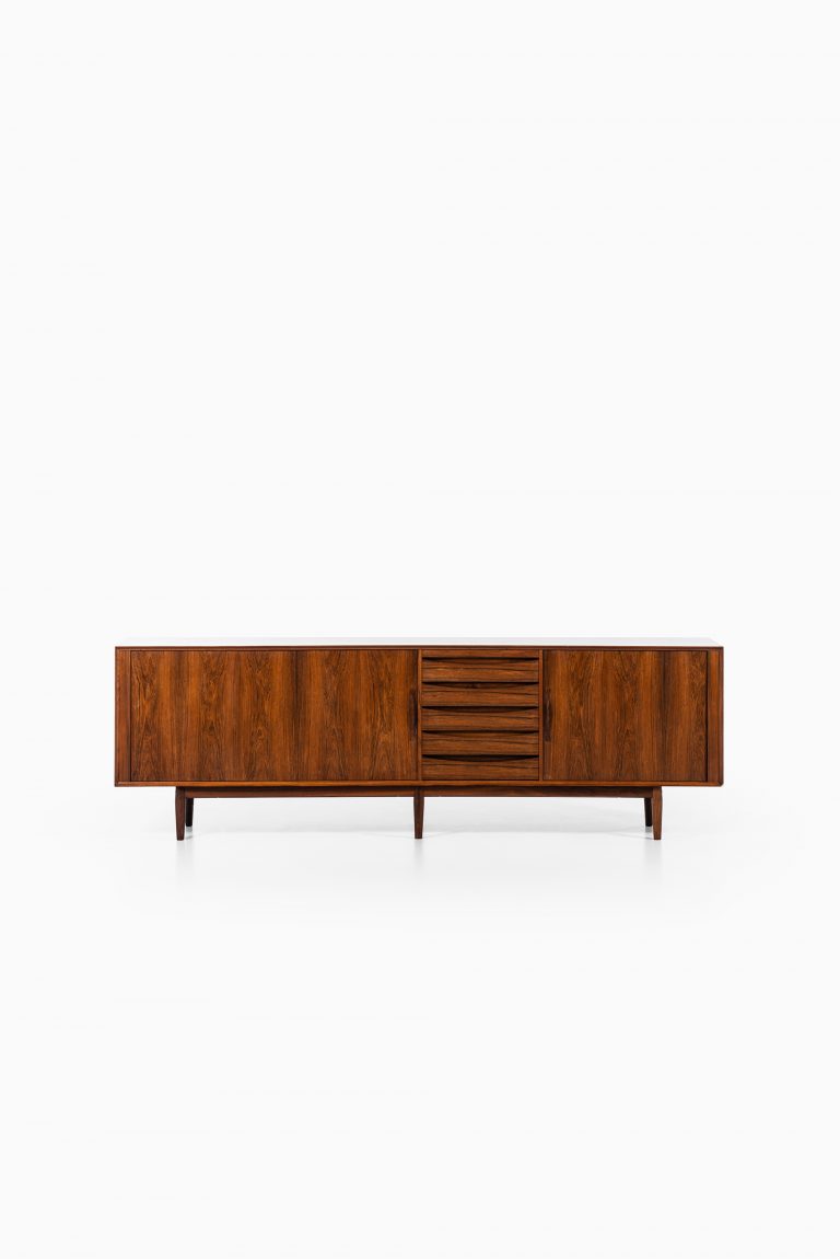 Arne Vodder sideboard model 76 in rosewood at Studio Schalling