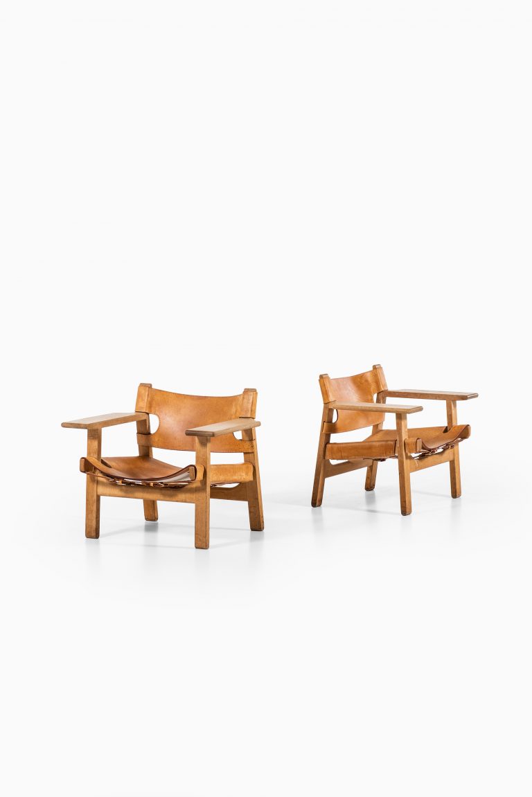 Børge Mogensen easy chairs model 2226 at Studio Schalling