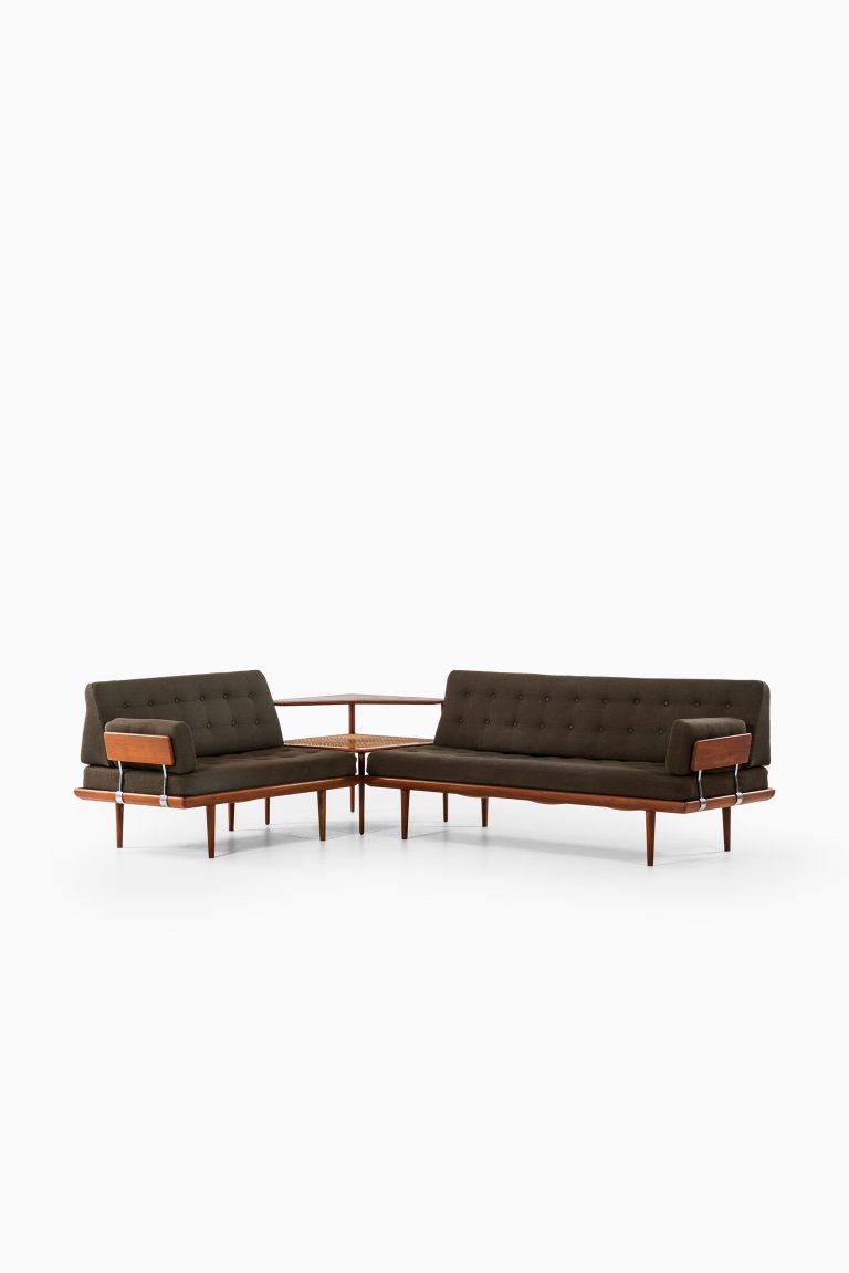 Peter Hvidt & Orla Mølgaard-Nielsen Minerva sofa at Studio Schalling