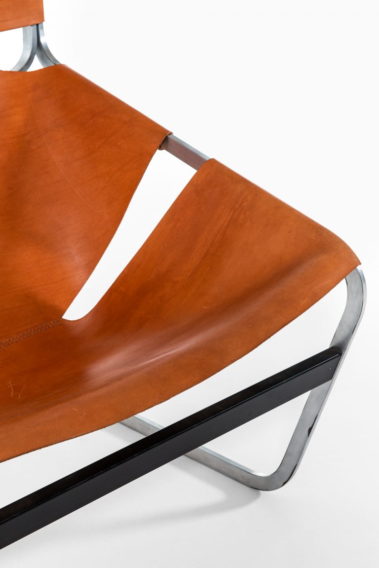 Pierre Paulin easy chair model F-444 at Studio Schalling