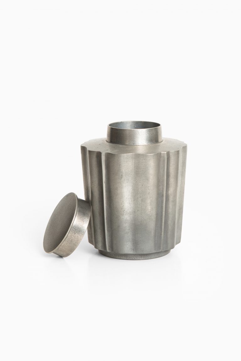 Edvin Ollers pewter jar at Studio Schalling