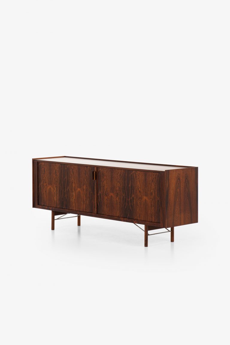 Ib Kofod-Larsen sideboard in rosewood at Studio Schalling
