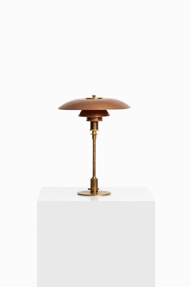 Poul Henningsen table lamp model PH 3½/2 in copper at Studio Schalling