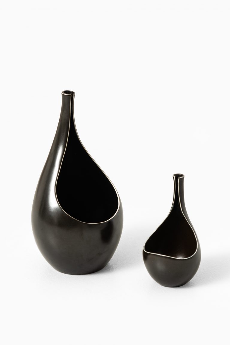 Stig Lindberg ceramic vase model Pungo at Studio Schalling