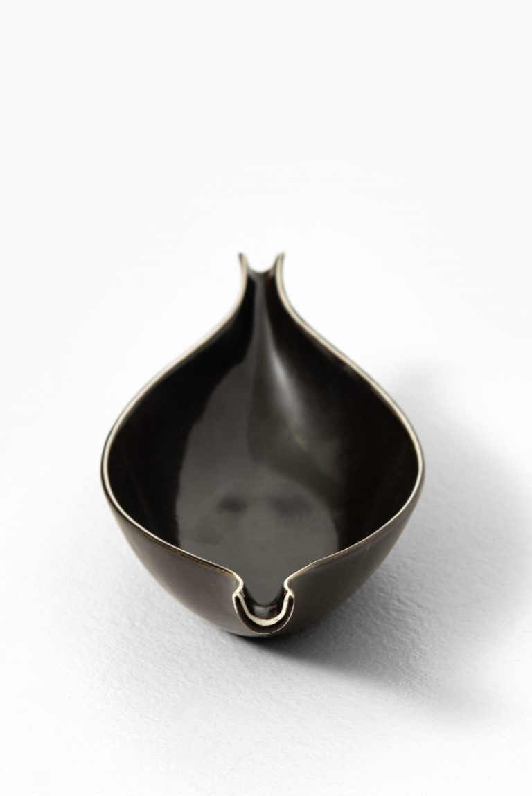 Stig Lindberg Pungo ceramic tray at Studio Schalling