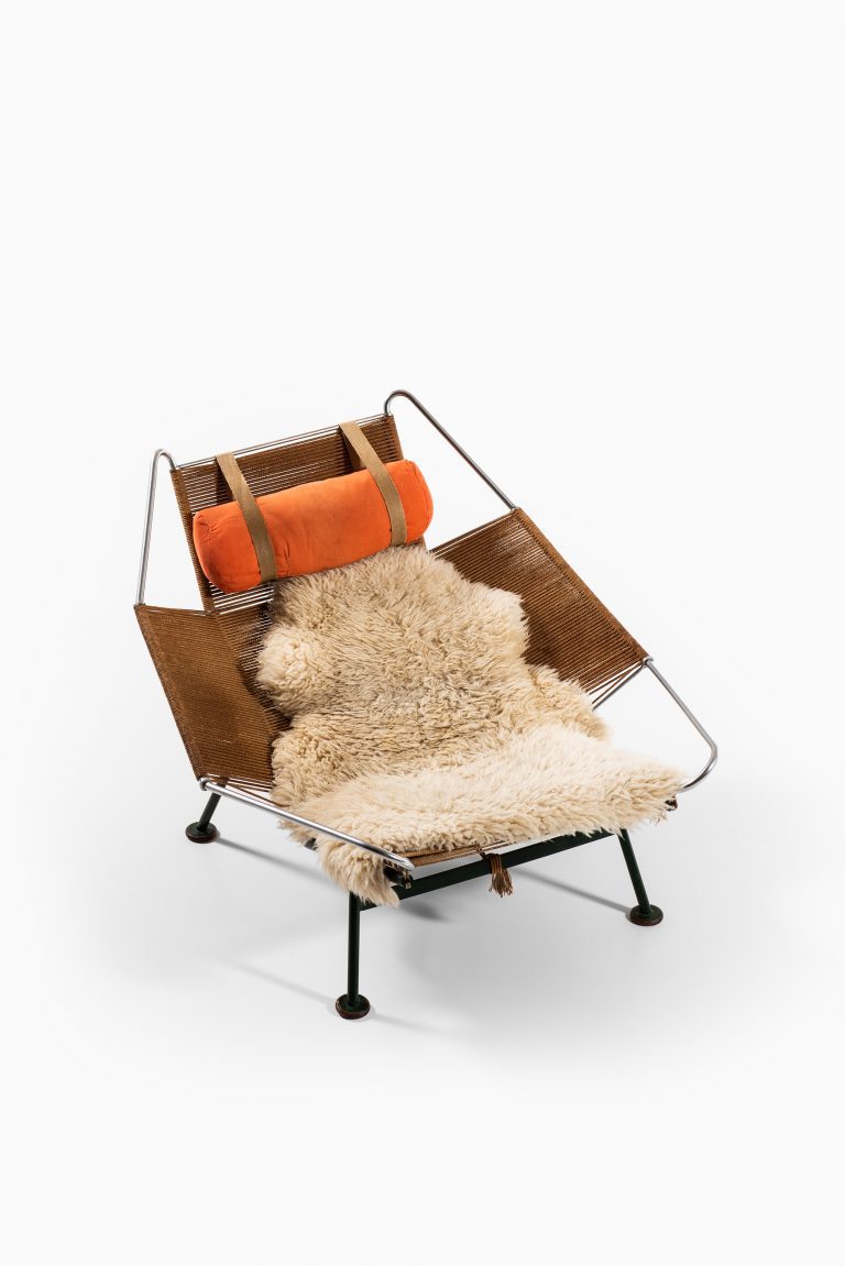 Hans Wegner flag halyard lounge chair by Getama at Studio Schalling