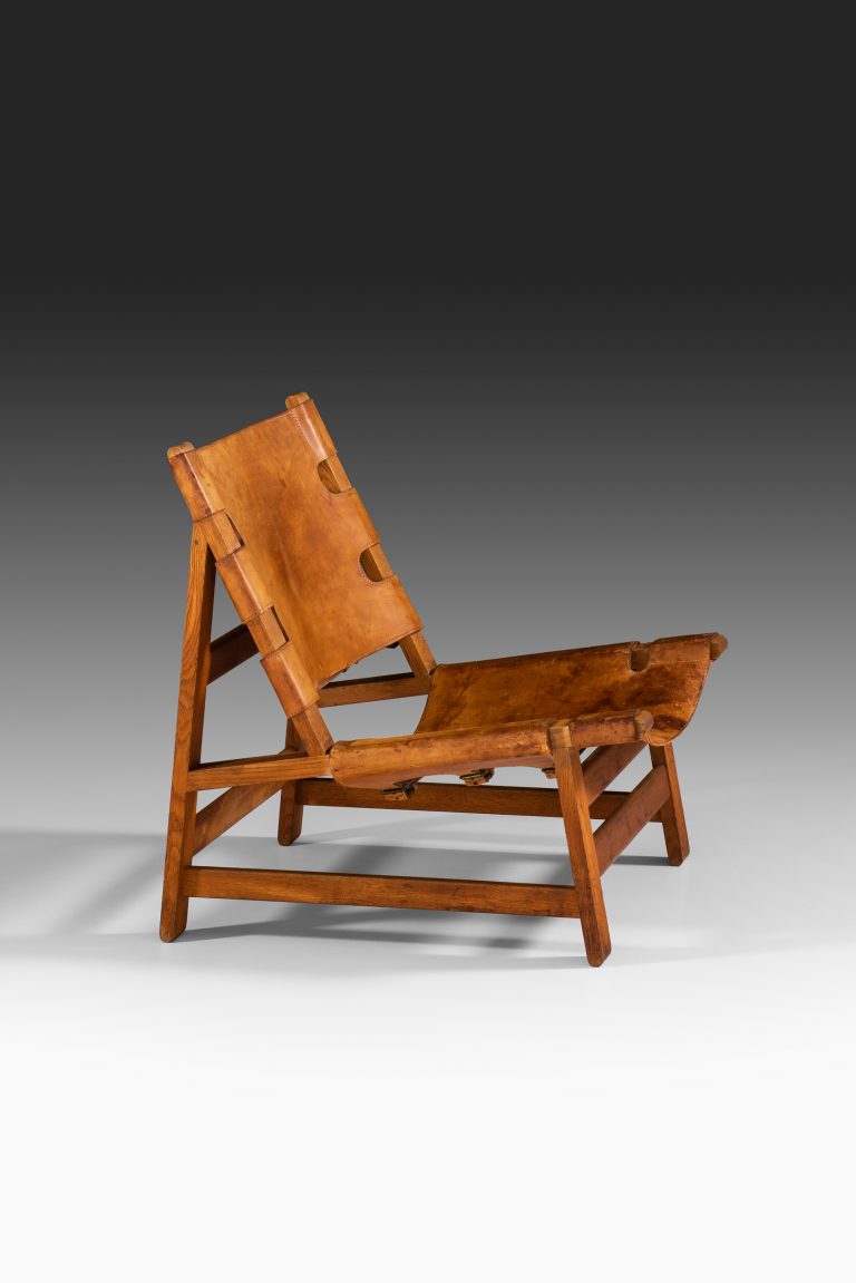 Børge Mogensen hunting easy chair model 2224 at Studio Schalling