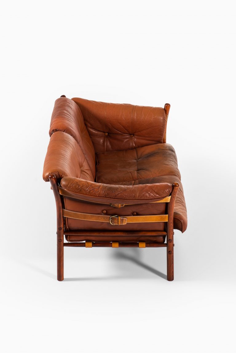 Arne Norell Ilona sofa in leather at Studio Schalling