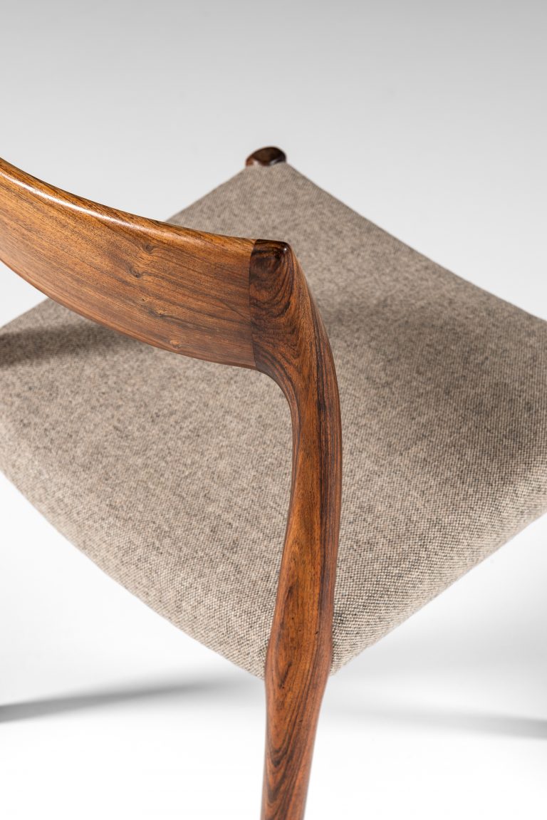 Niels O. Møller dining chairs model 77 in rosewood at Studio Schalling