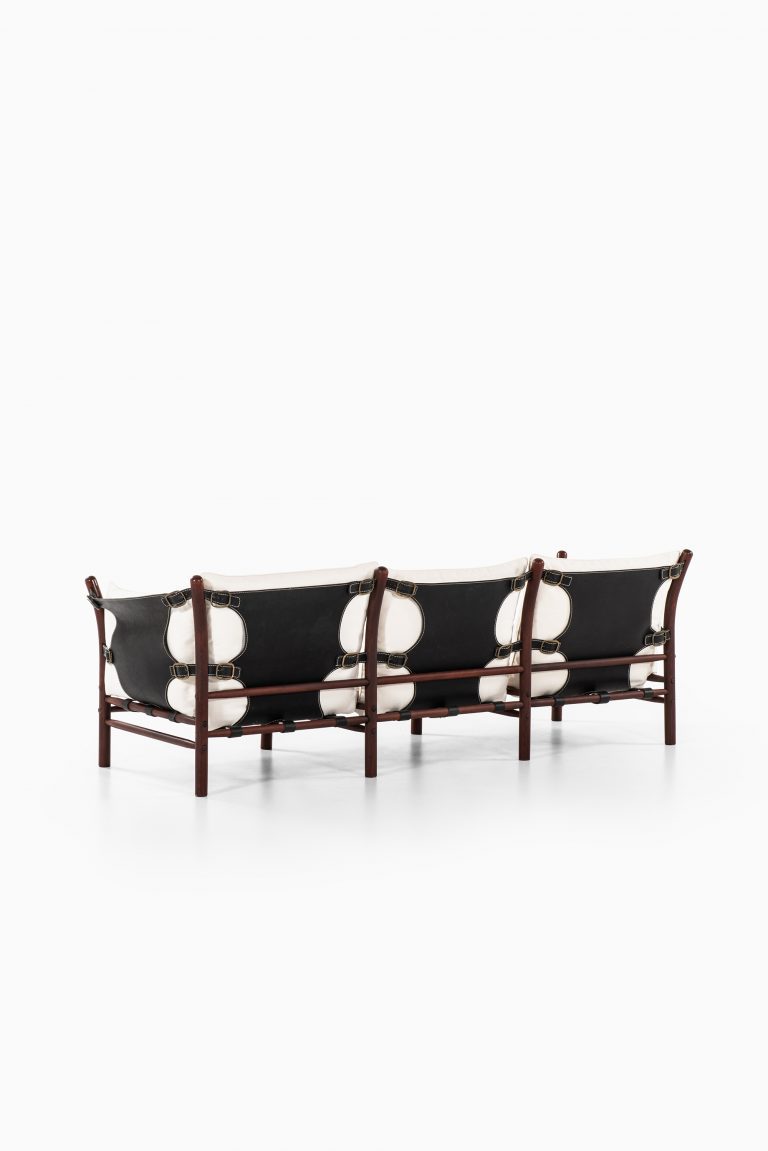 Arne Norell sofa model Ilona at Studio Schalling