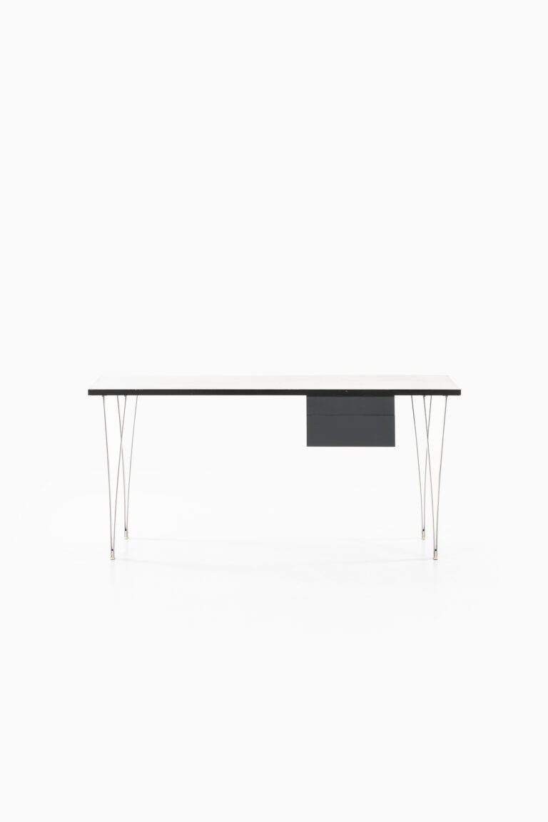 Freestanding desk in steel and lacquered wood at Studio Schalling
