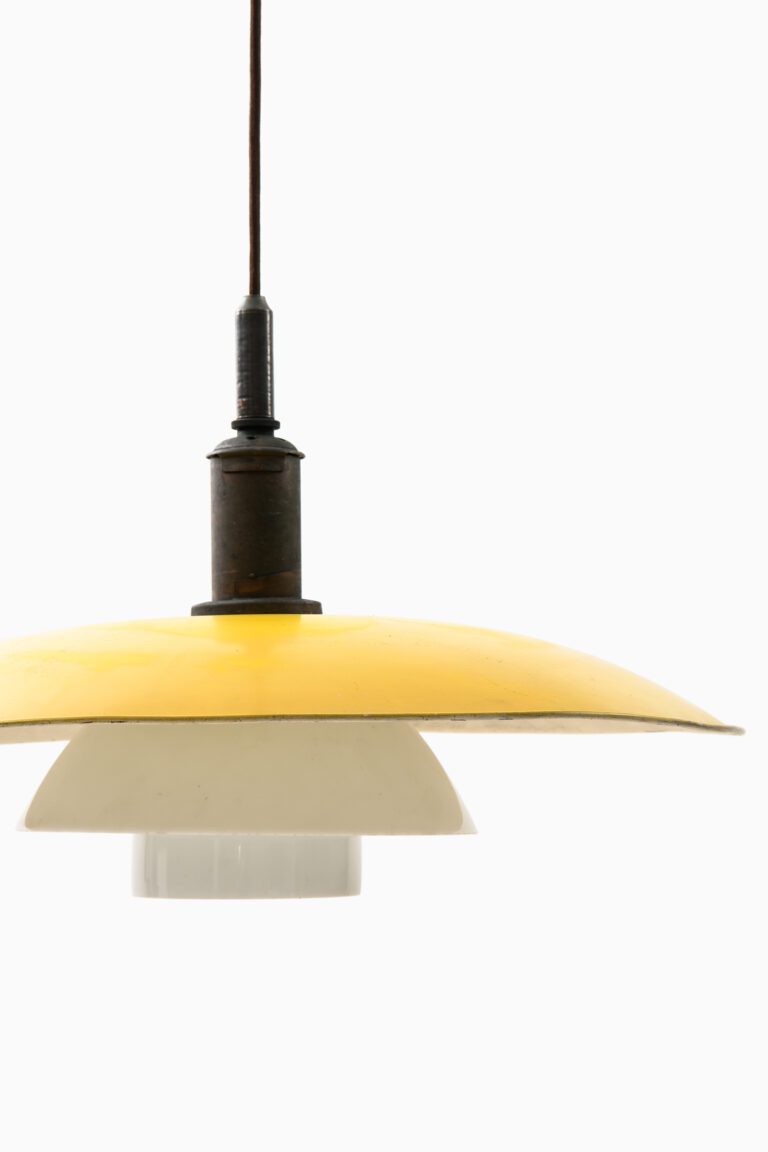 Poul Henningsen ceiling lamp model PH-5/5 at Studio Schalling