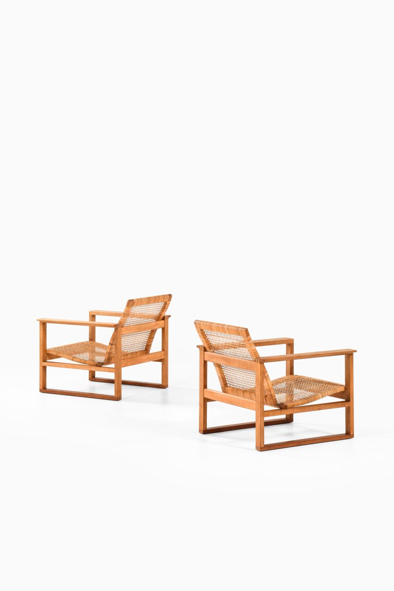 Børge Mogensen easy chairs BM-2256 at Studio Schalling