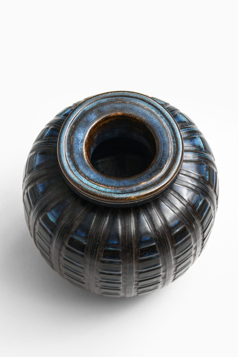 Wilhelm Kåge Farsta ceramic vase at Studio Schalling