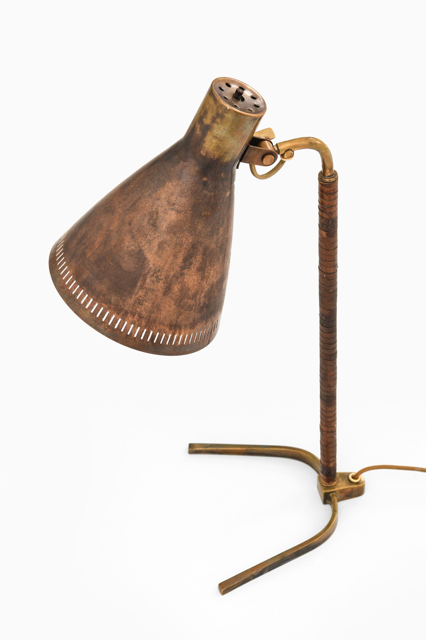 Paavo Tynell table lamp model 9224 at Studio Schalling